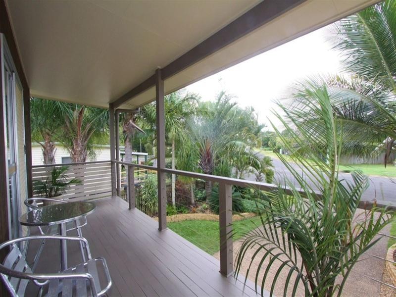 34 Moore Park Road, Moore Park Beach QLD 4670