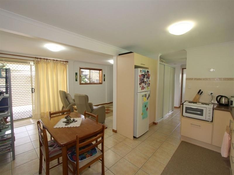 34 Moore Park Road, Moore Park Beach QLD 4670