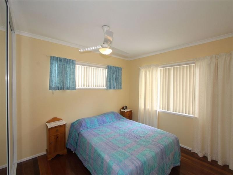 34 Moore Park Road, Moore Park Beach QLD 4670