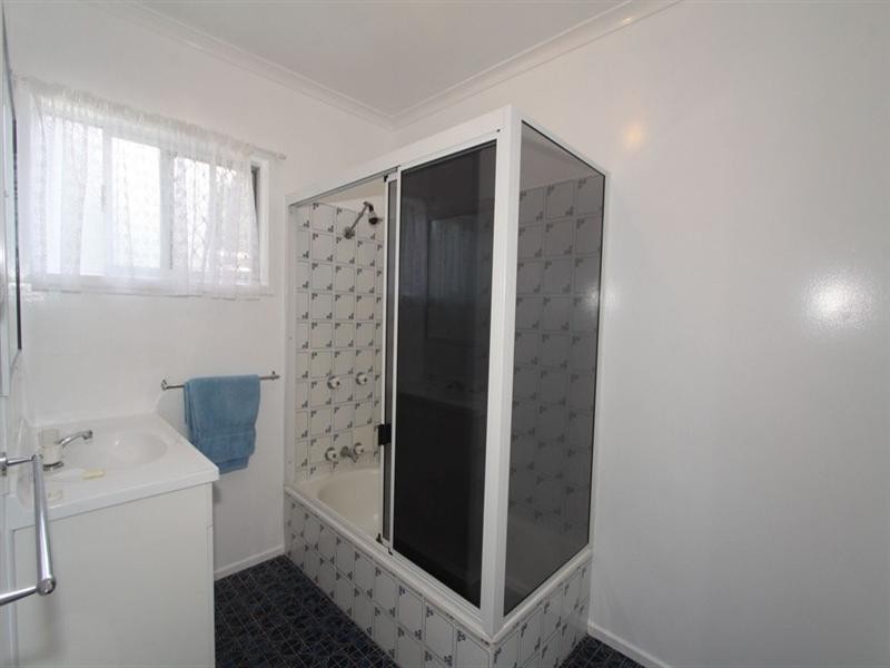 34 Moore Park Road, Moore Park Beach QLD 4670