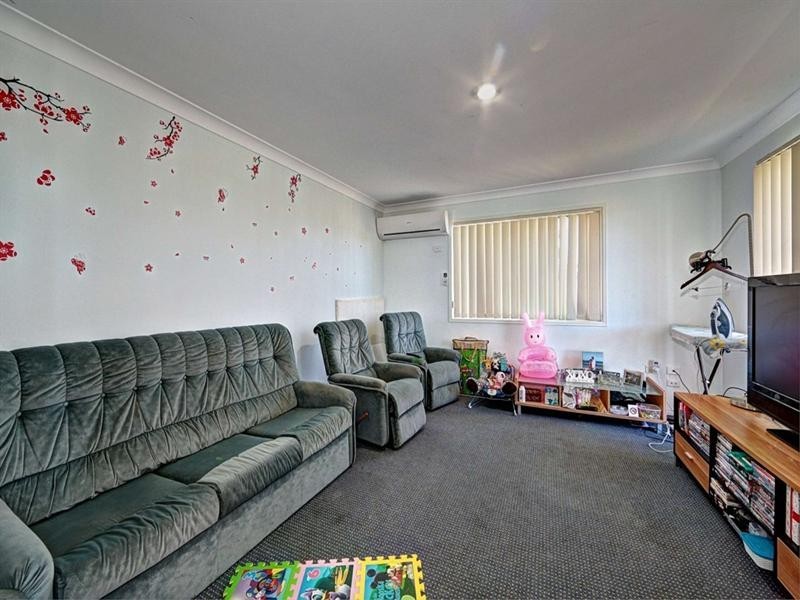 11 Blake Court, Thabeban QLD 4670