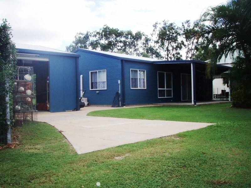 11 Island View Drive, Winfield QLD 4670