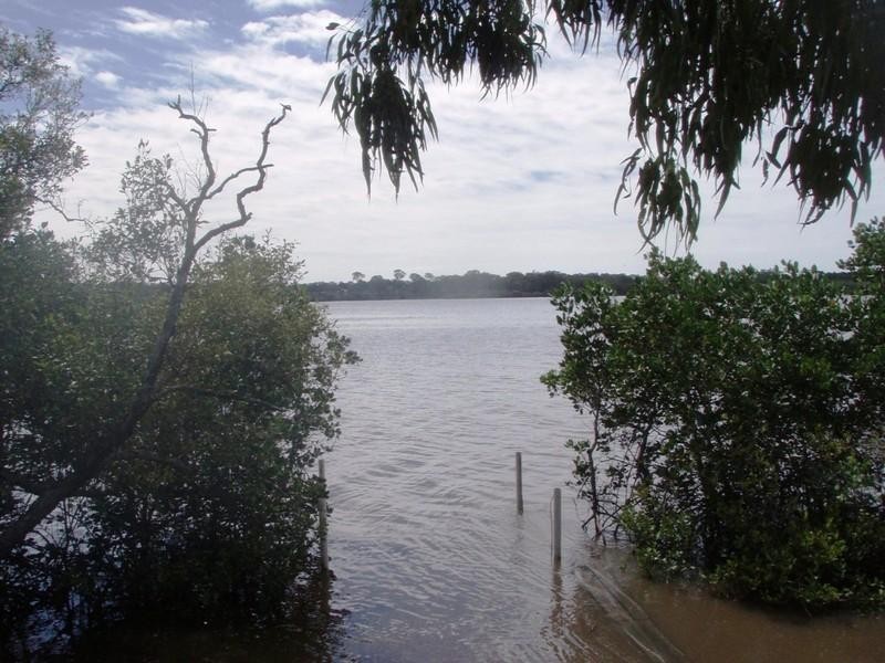 11 Island View Drive, Winfield QLD 4670