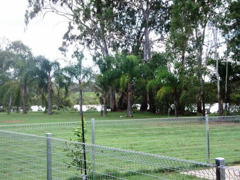 11 Island View Drive, Winfield QLD 4670
