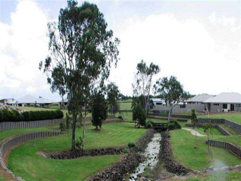 21 Belle Eden Drive, Ashfield QLD 4670