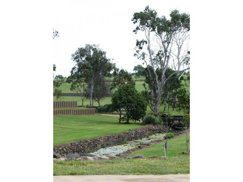 21 Belle Eden Drive, Ashfield QLD 4670