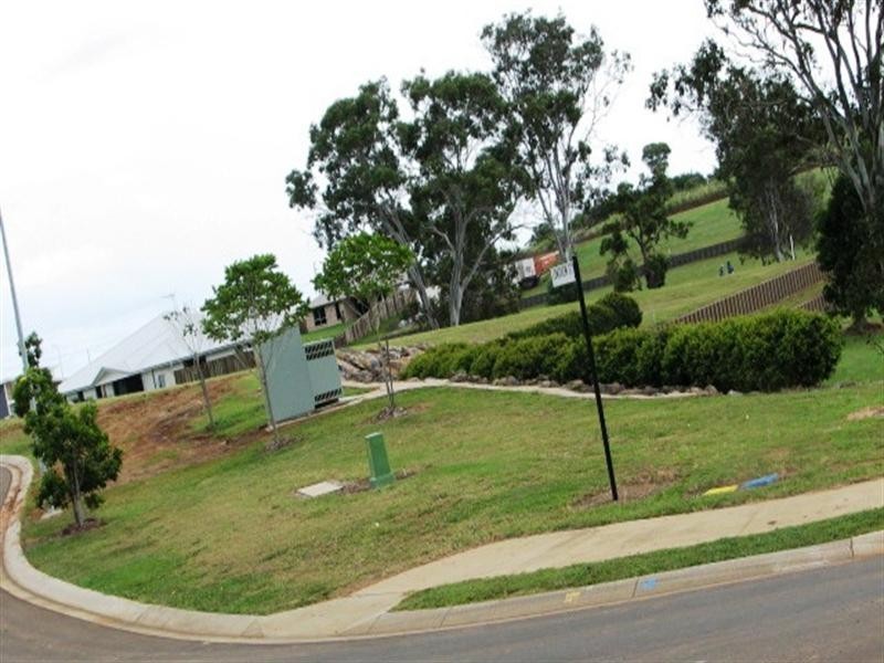 21 Belle Eden Drive, Ashfield QLD 4670