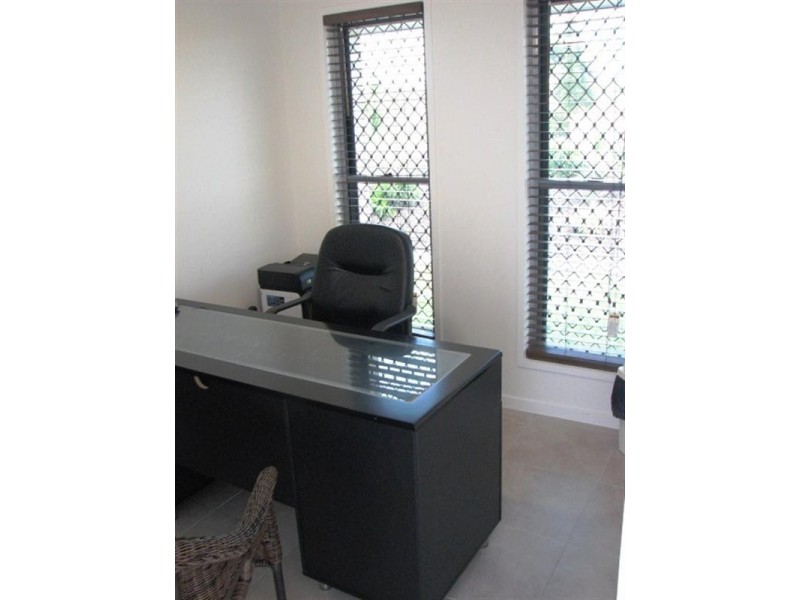 21 Belle Eden Drive, Ashfield QLD 4670