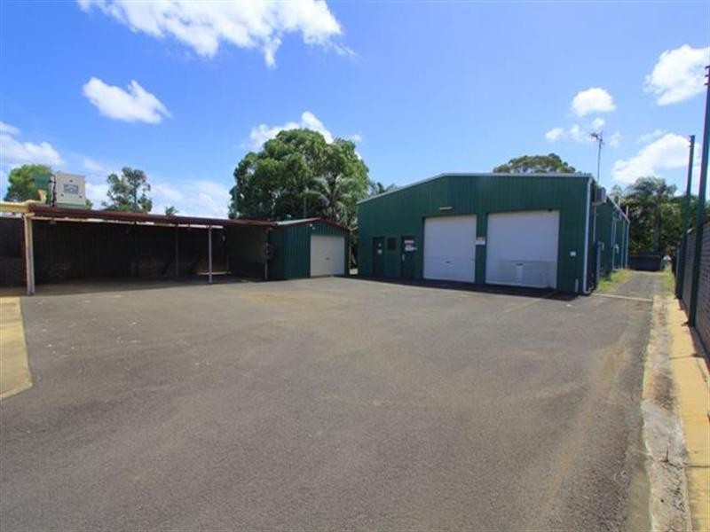 127 Bargara Road, Bundaberg East QLD 4670