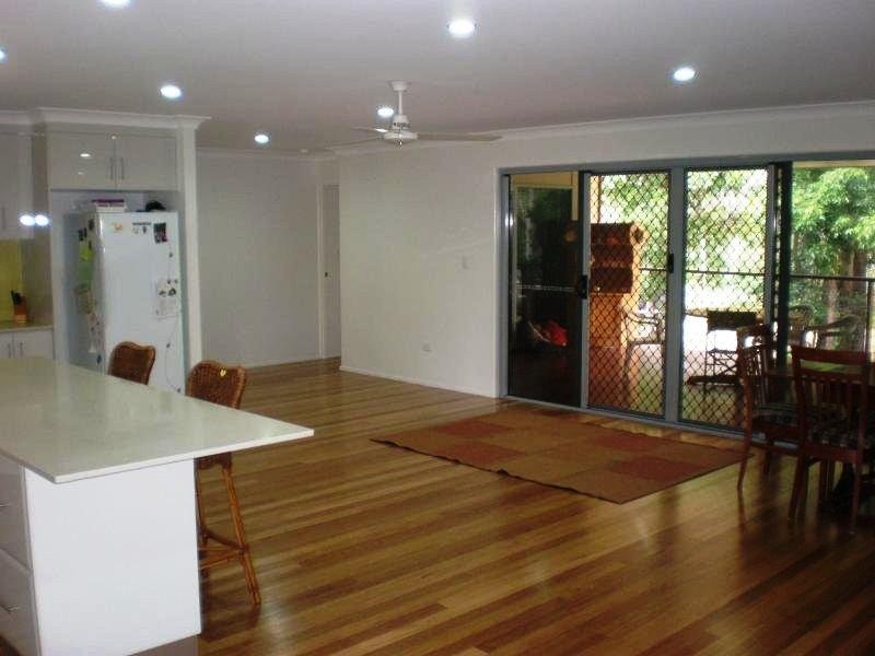 2 Kentia Avenue, Moore Park Beach QLD 4670