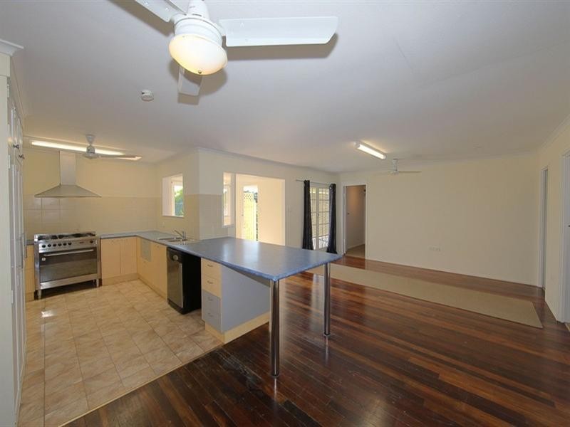 1 Hinkler Avenue, Bundaberg North QLD 4670