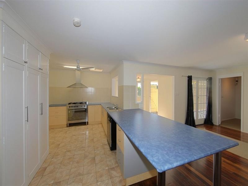 1 Hinkler Avenue, Bundaberg North QLD 4670