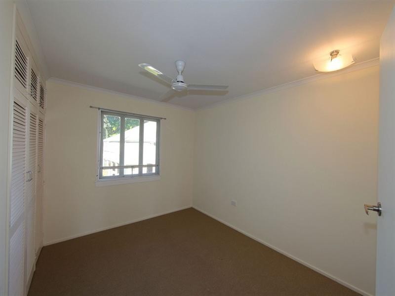 1 Hinkler Avenue, Bundaberg North QLD 4670