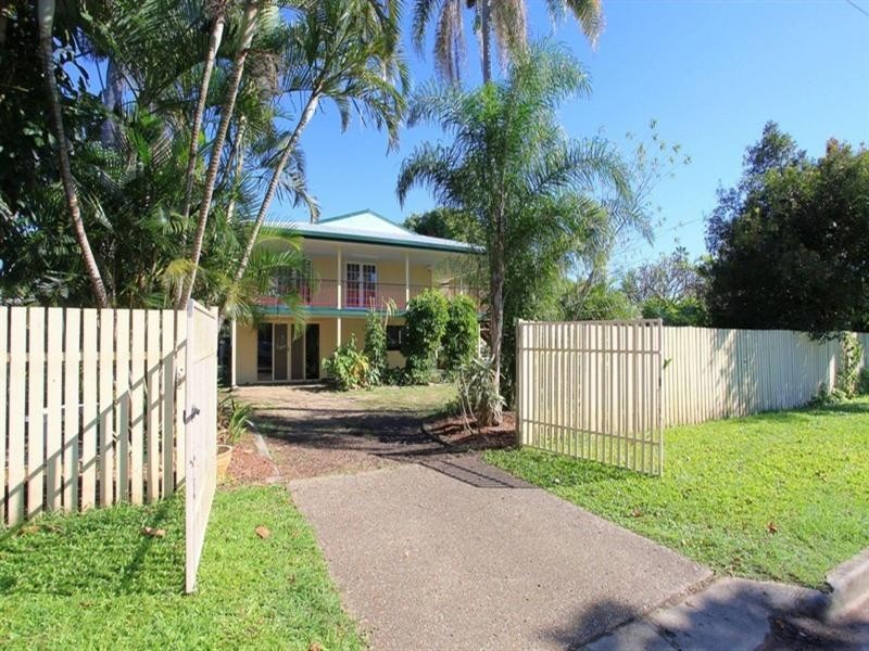 1 Hinkler Avenue, Bundaberg North QLD 4670