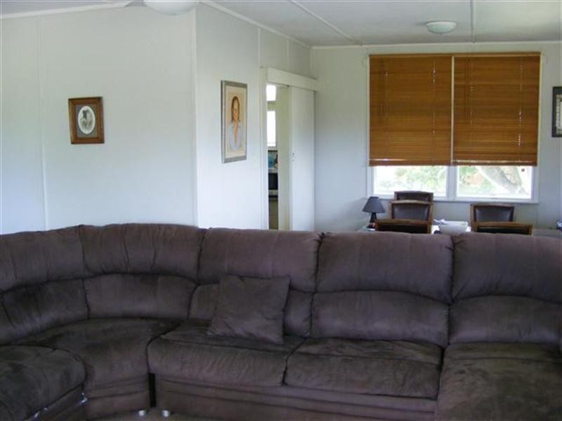 1 Grimstead Street, Bundaberg West QLD 4670