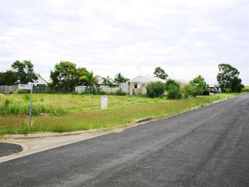 5 Tuckeroo Close, Coral Cove QLD 4670