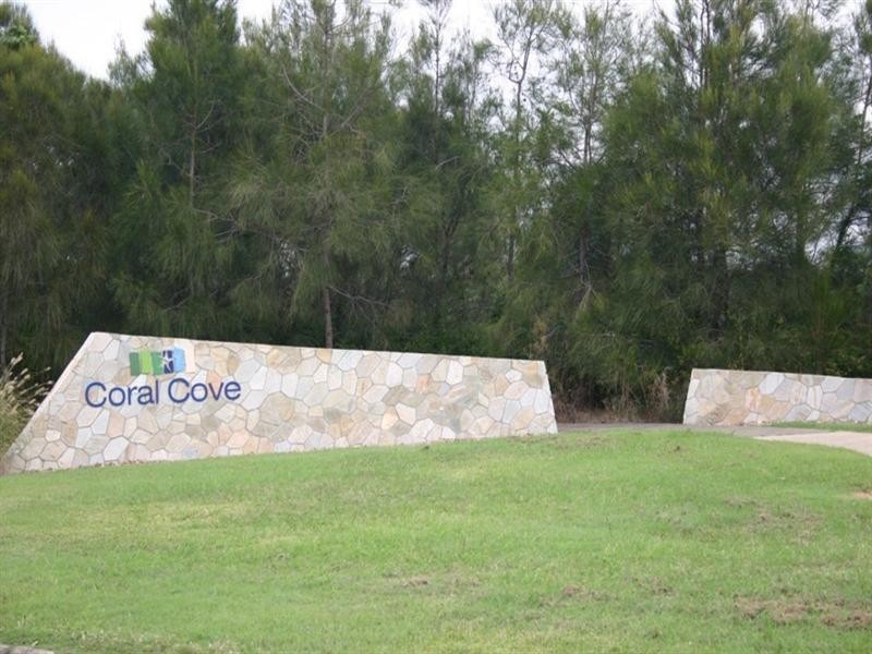 5 Tuckeroo Close, Coral Cove QLD 4670