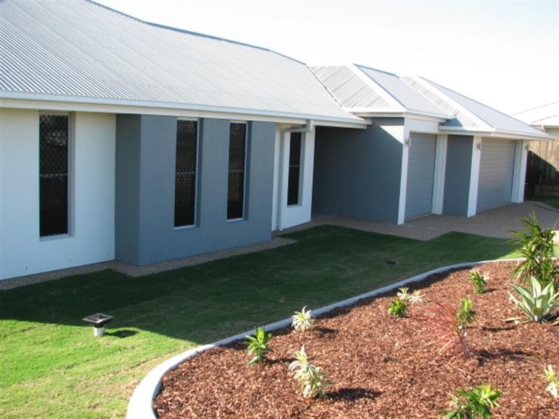 8 Longview Street, Ashfield QLD 4670