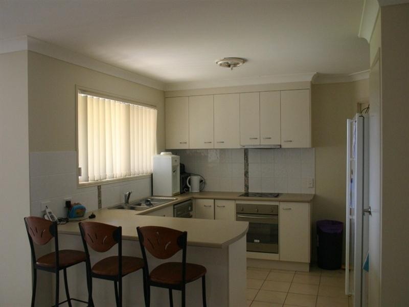 9 Halloran Court, Thabeban QLD 4670