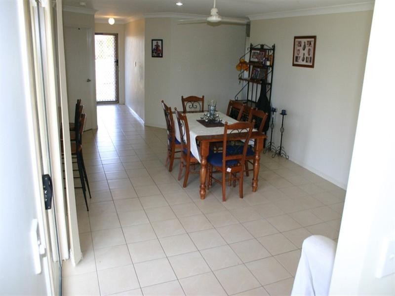 9 Halloran Court, Thabeban QLD 4670