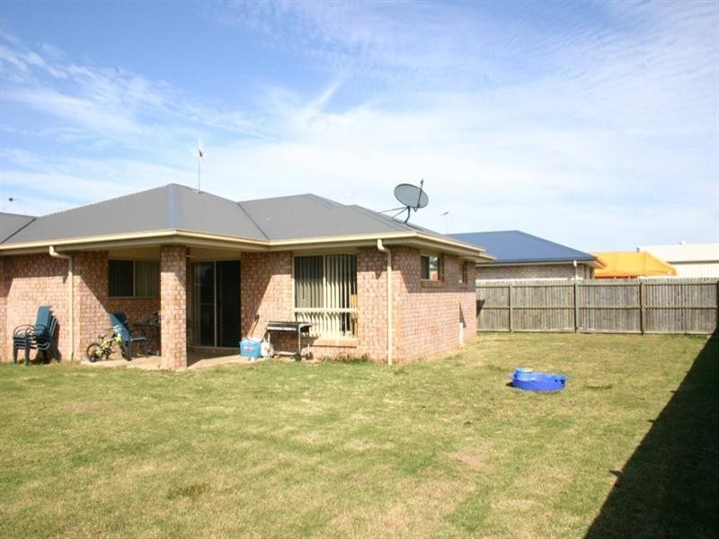 9 Halloran Court, Thabeban QLD 4670