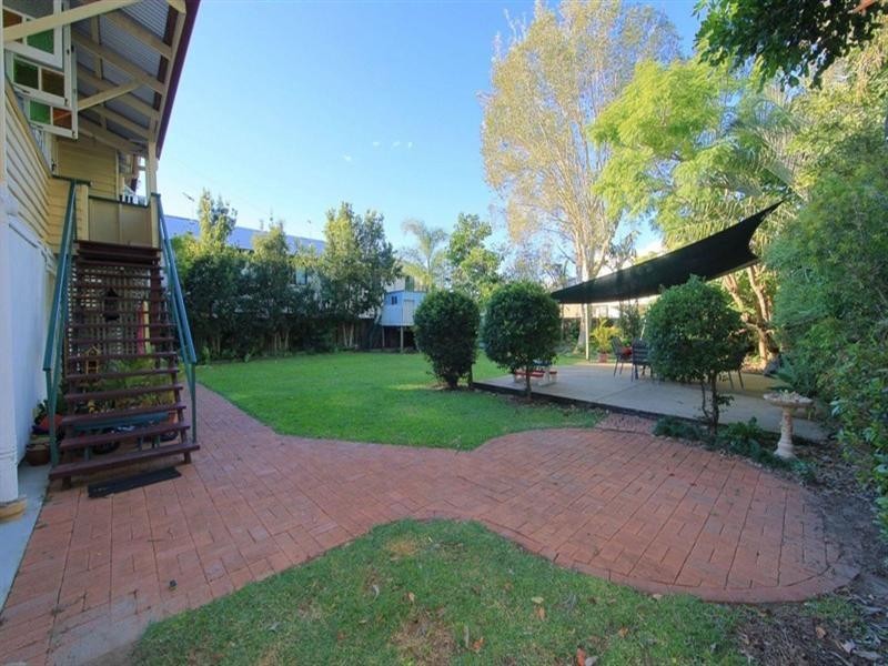 10 McIlwraith Street, Bundaberg South QLD 4670