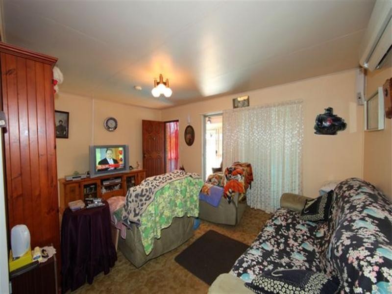 2 Banfield Street, Avenell Heights QLD 4670