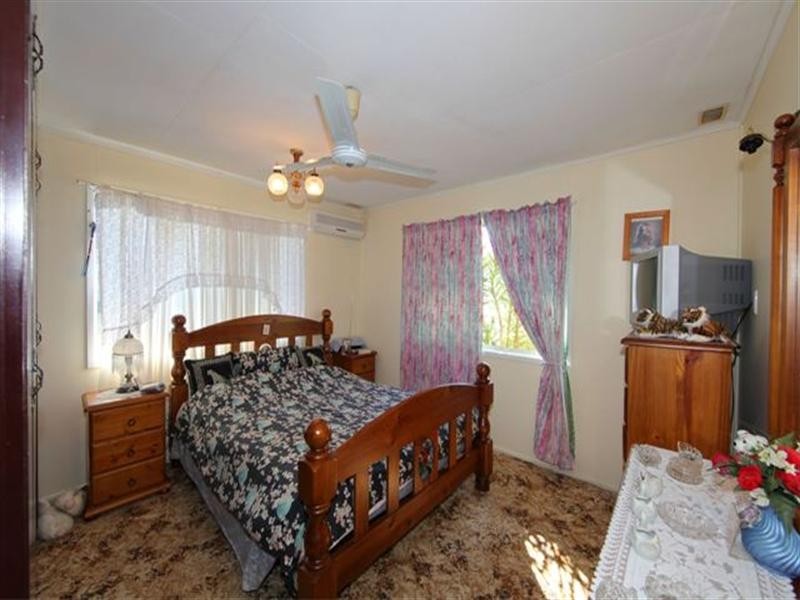 2 Banfield Street, Avenell Heights QLD 4670