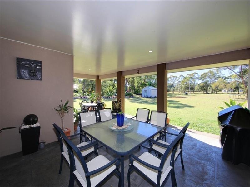 13 Bush Road, Branyan QLD 4670