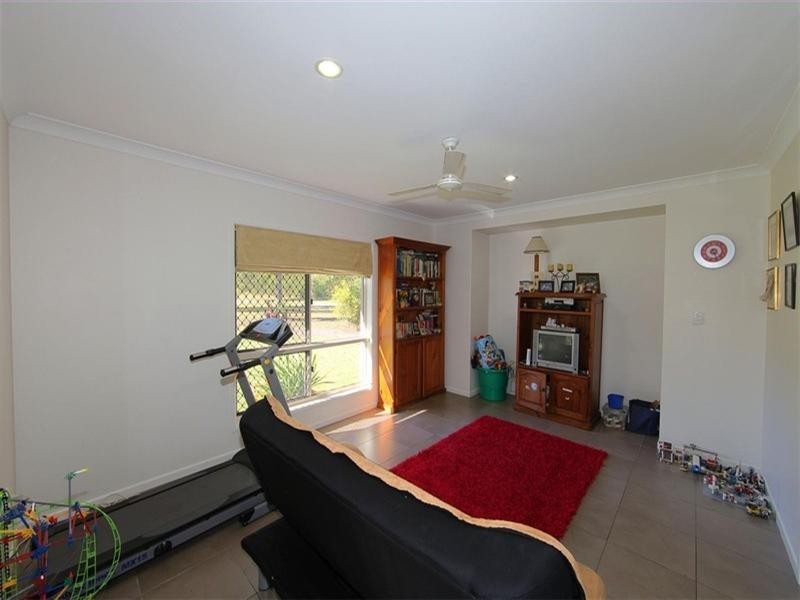 13 Bush Road, Branyan QLD 4670