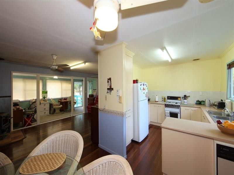 12 Maynard Street, Avenell Heights QLD 4670