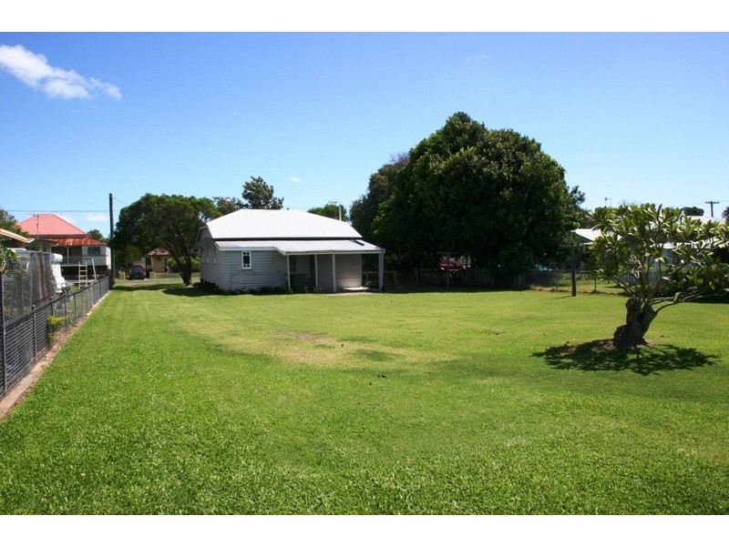 22 Beatrice Street, Walkervale QLD 4670