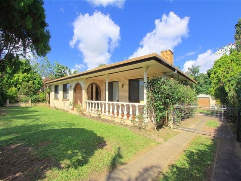 33 Newitt Drive, Bundaberg South QLD 4670