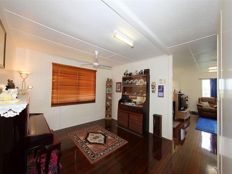 256 Fe Walker Street, Ashfield QLD 4670