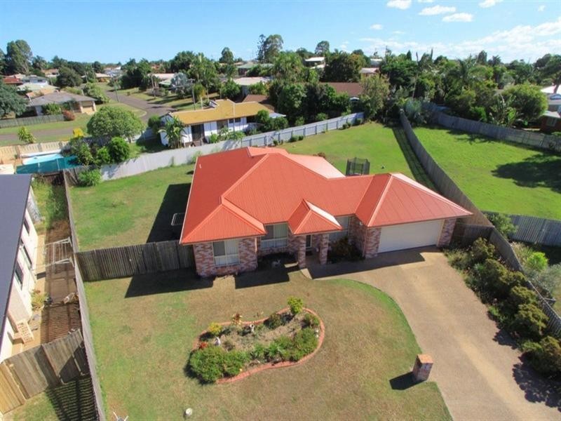 1 Pinnacle Court, Avoca QLD 4670