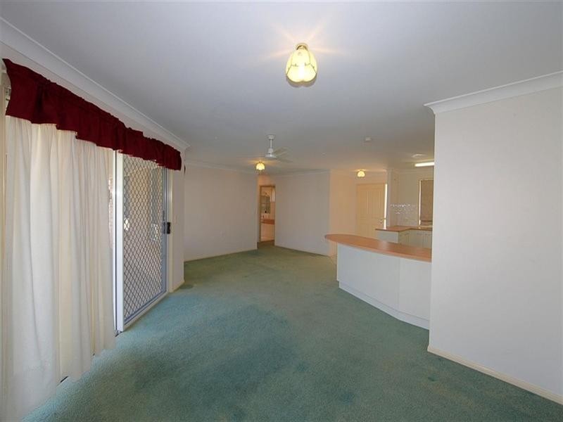 30-21 Walters Street, The Lakes Retirement Village, Bundaberg North QLD 4670