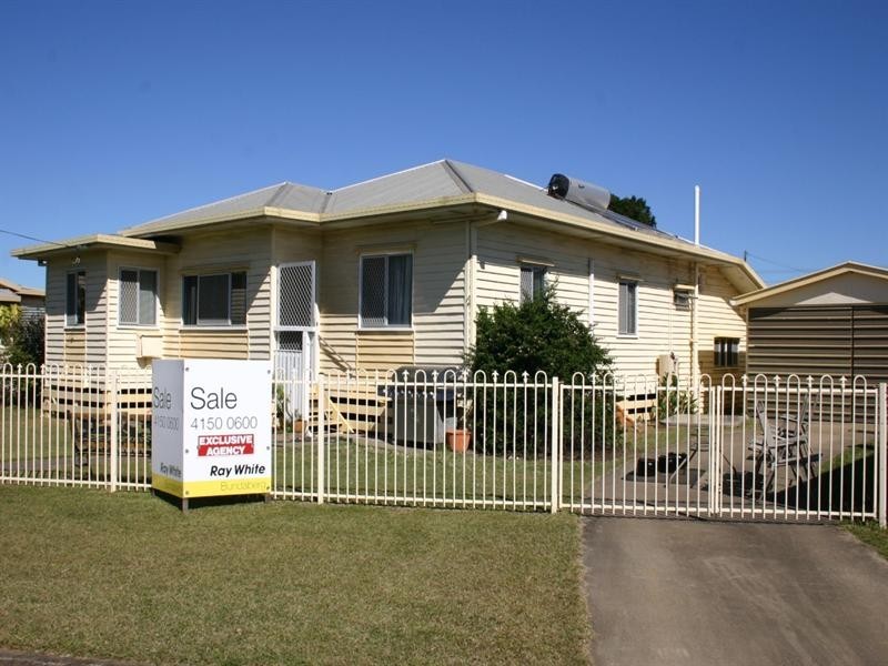 106 Elliott Heads Road, Avenell Heights QLD 4670