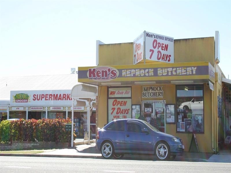 106 Elliott Heads Road, Avenell Heights QLD 4670