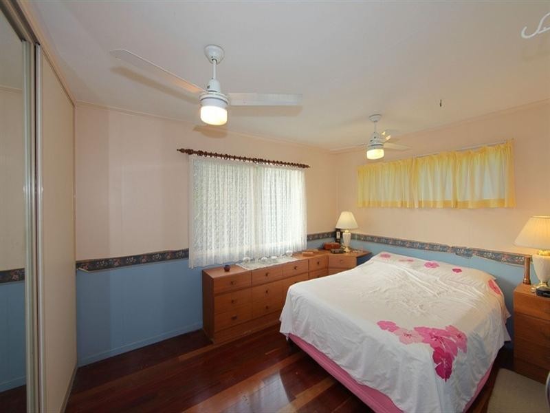 Avenell Heights QLD 4670