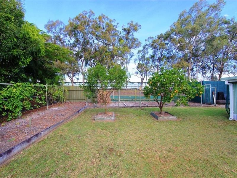 Avenell Heights QLD 4670