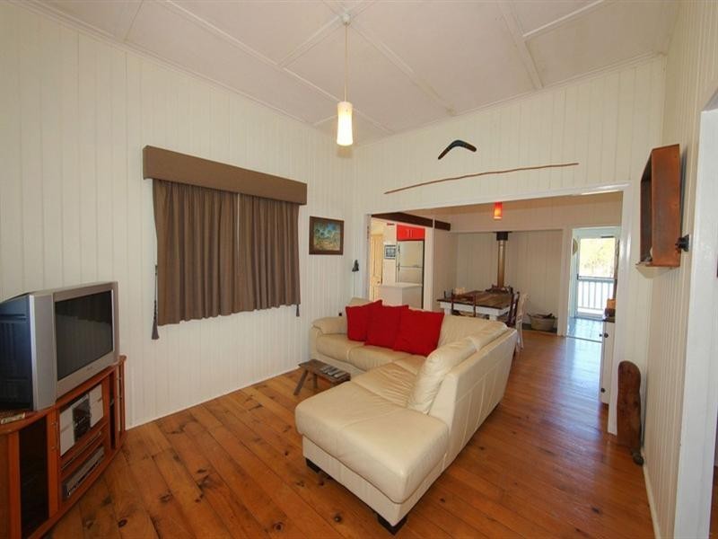 19 Steemsons Road, Pine Creek QLD 4670