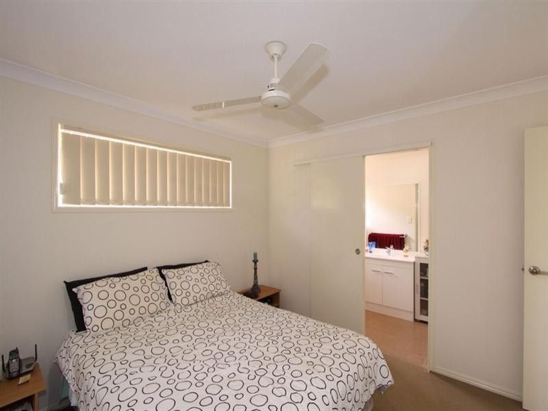 21 Green Avenue, Branyan QLD 4670