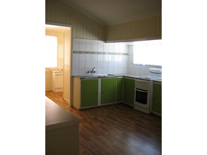 10 Rossolini Street, Bundaberg Central QLD 4670