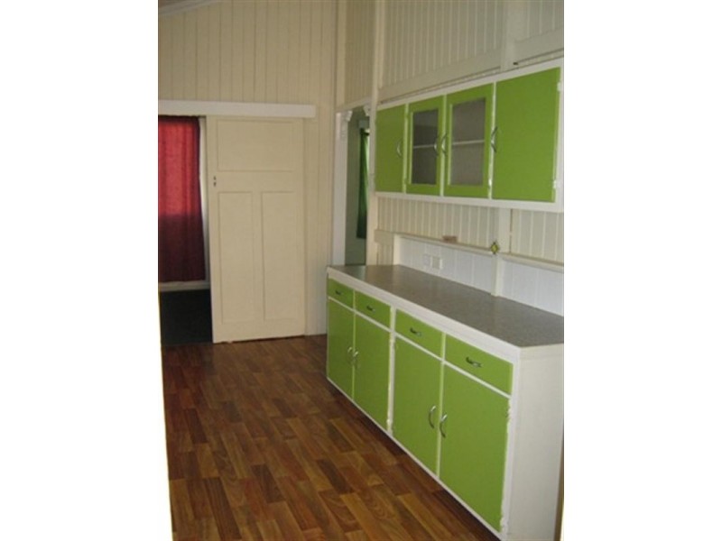 10 Rossolini Street, Bundaberg Central QLD 4670