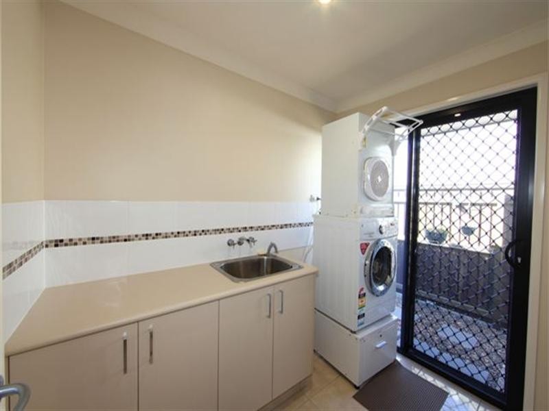 20 Wedgeleaf Place, Ashfield QLD 4670