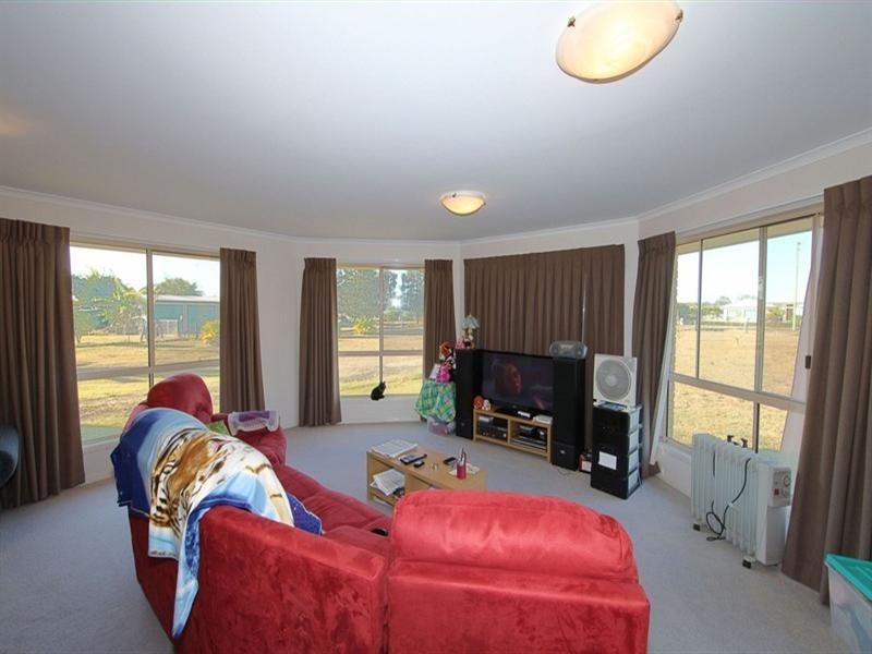 41 Pinto Avenue, Branyan QLD 4670