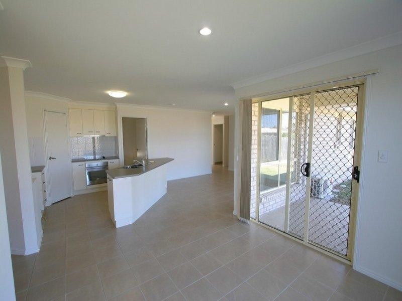 2 Halloran Court, Thabeban QLD 4670