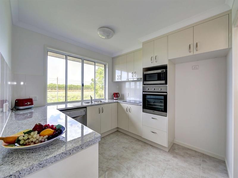 6/148 McCarthy Road, Avenell Heights QLD 4670