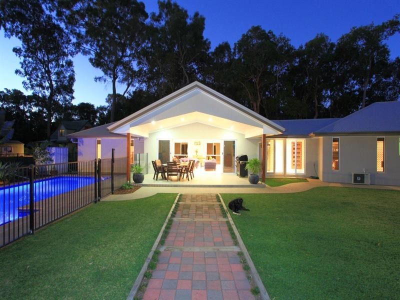 127 Sylvan Drive, Moore Park Beach QLD 4670