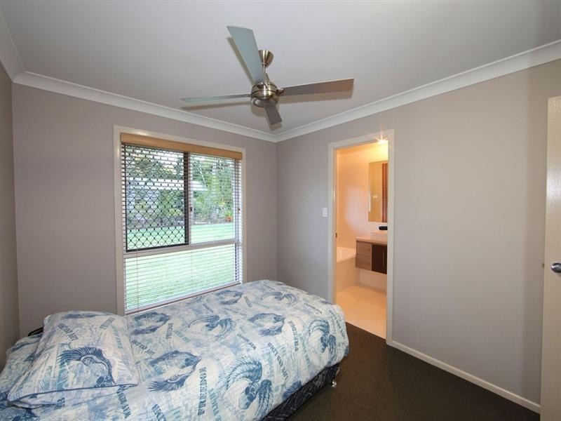 127 Sylvan Drive, Moore Park Beach QLD 4670